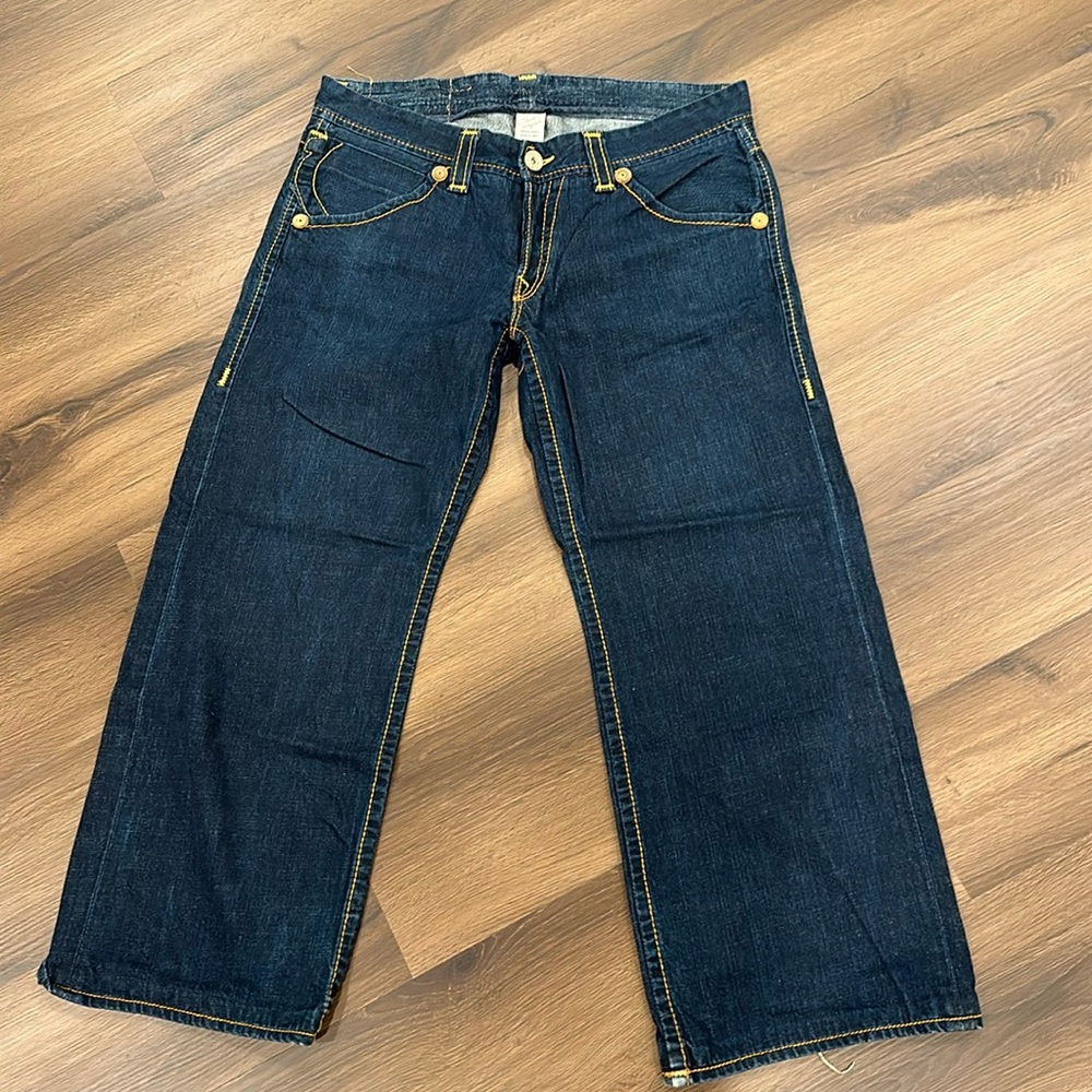 Religion size 38